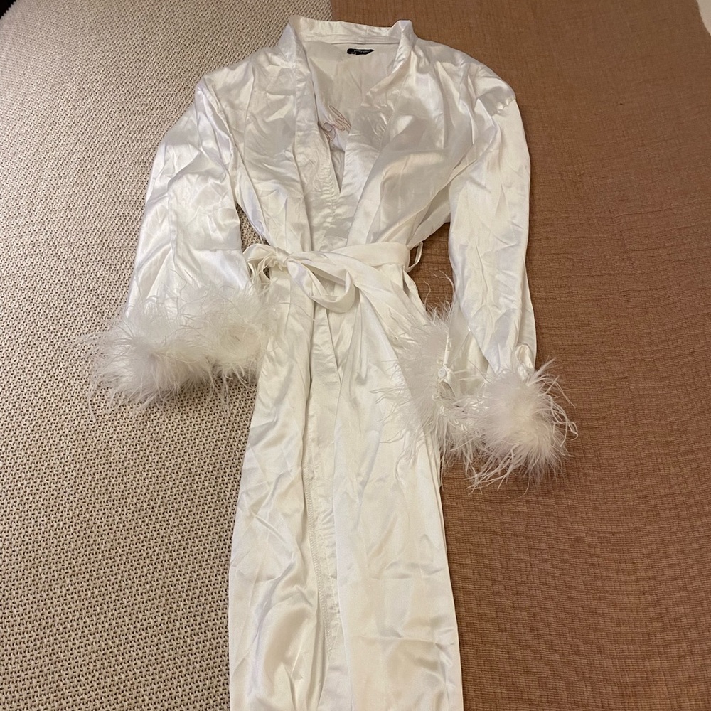 “Hitched” Feather Bride Robe